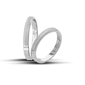 Πρωτότυπες λευκόχρυσες βέρες γάμου 3mm με έντονο ματ κέντρο και λουστρέ άκρα. Χειροποίητη κατασκευή με ανατομικό σχεδιασμό.